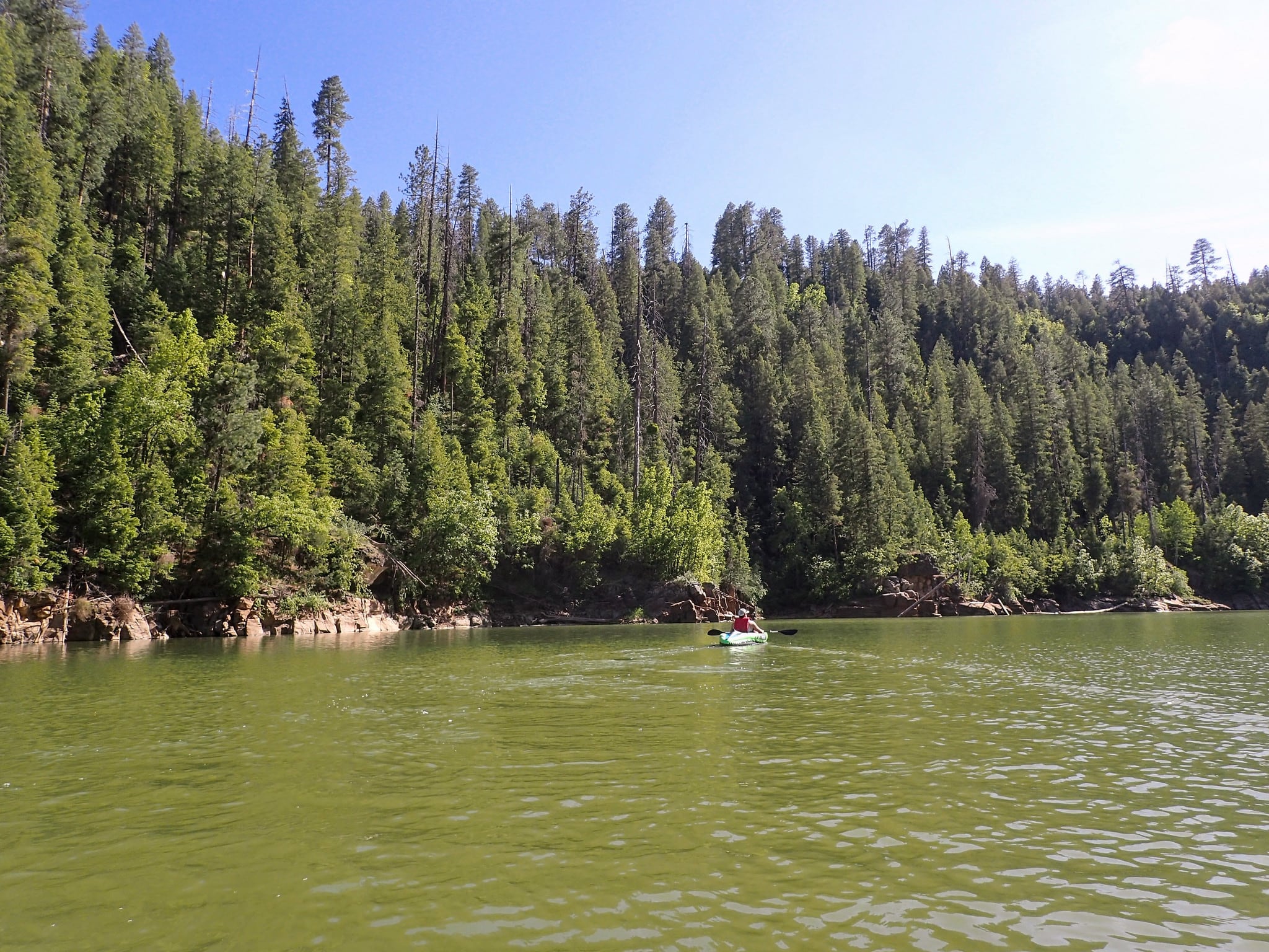 Kayaking the Blue Ridge Reservoir • rscottjon.es